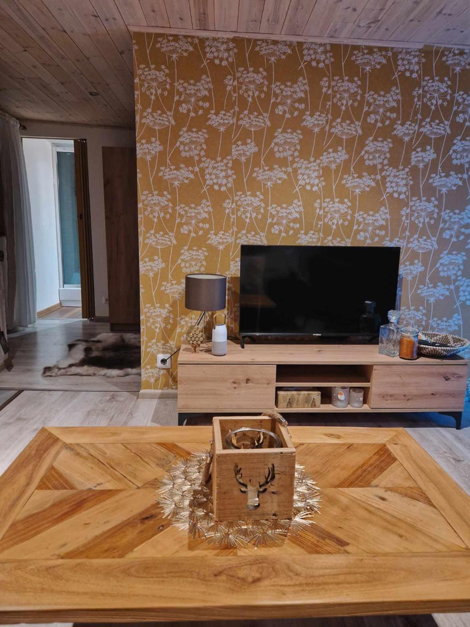 Chata Jeleni Drevenice S Vlastni Virivkou Horni Halze ภายนอก รูปภาพ